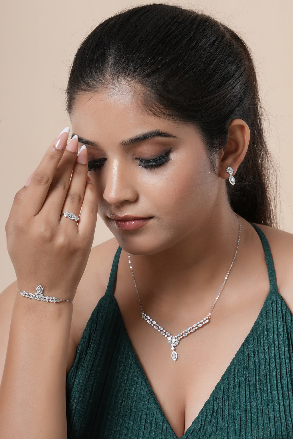 Celeste Necklace Set