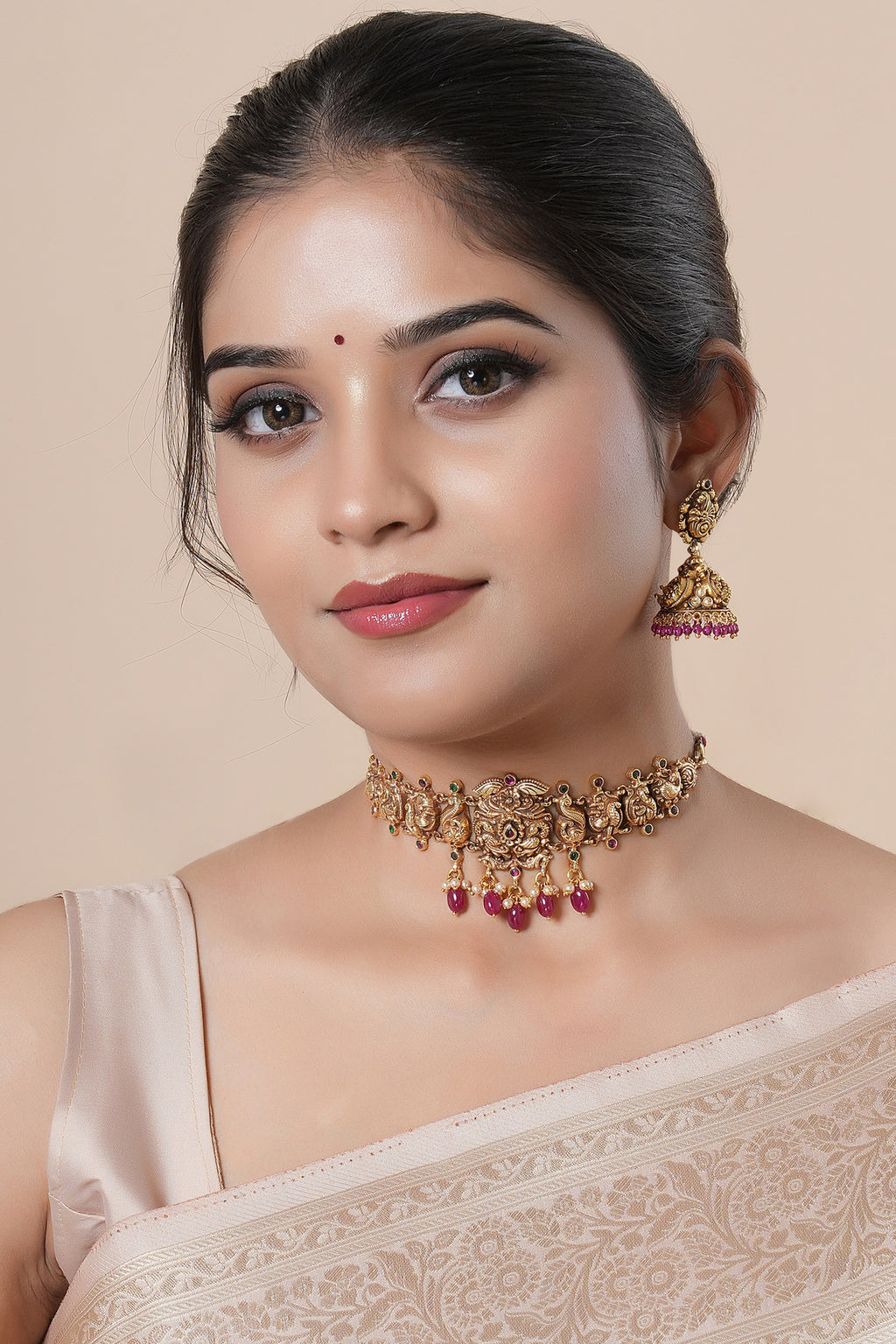 Moriya Vanki Choker